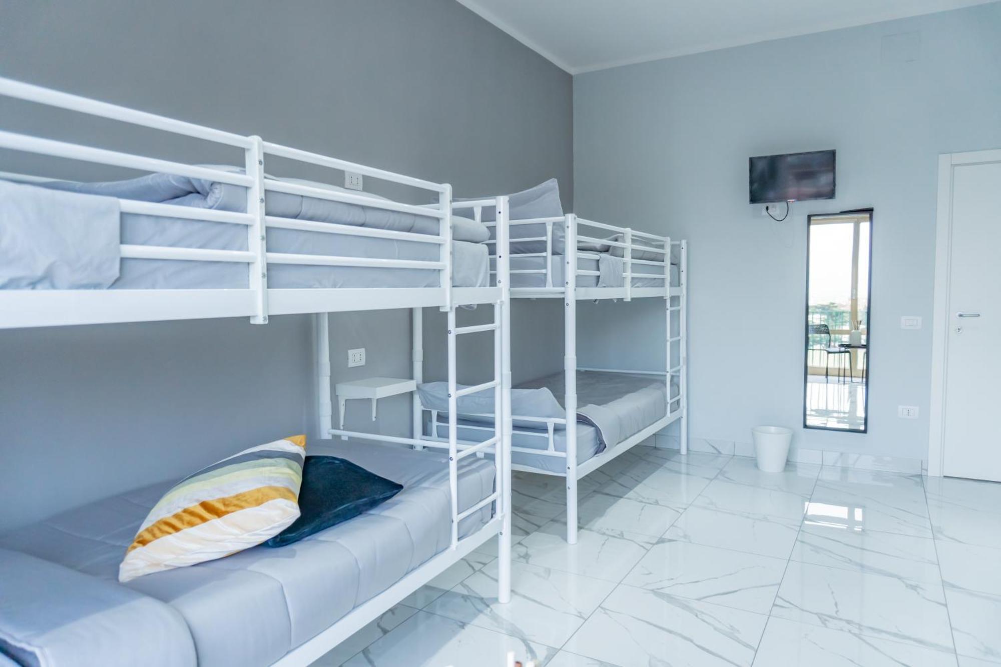 Hostel Partenope Naples Extérieur photo