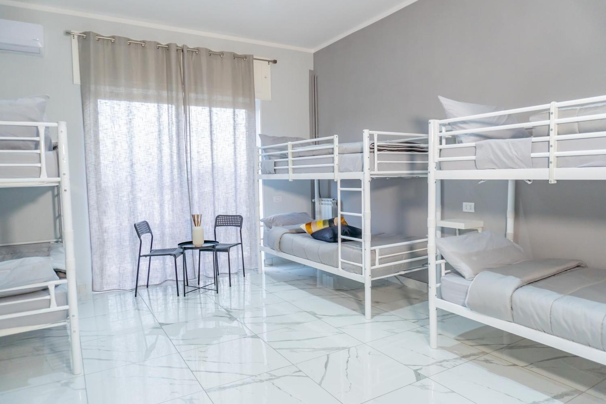 Hostel Partenope Naples Extérieur photo