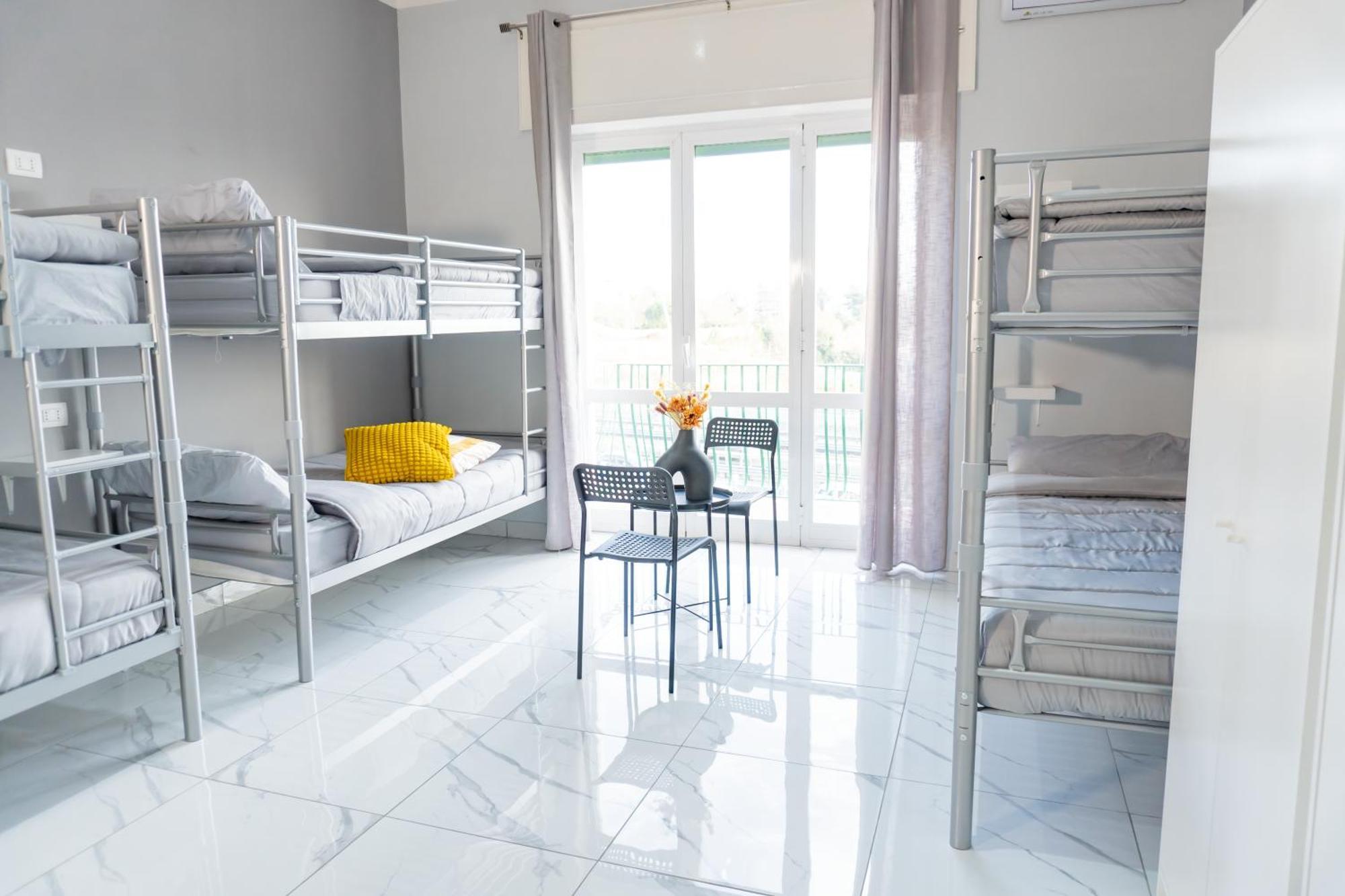 Hostel Partenope Naples Extérieur photo