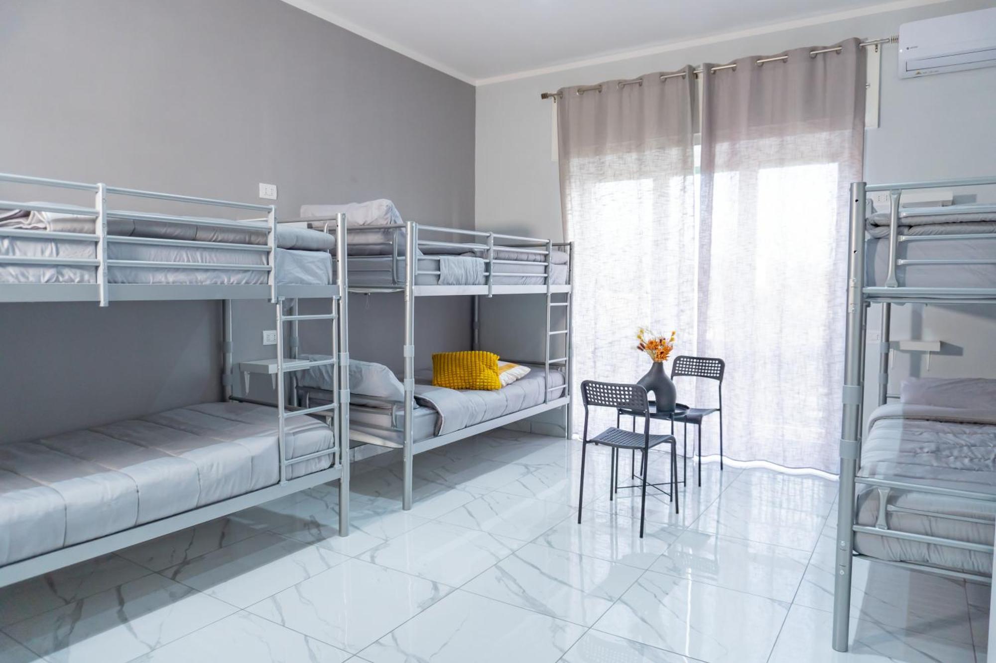Hostel Partenope Naples Extérieur photo