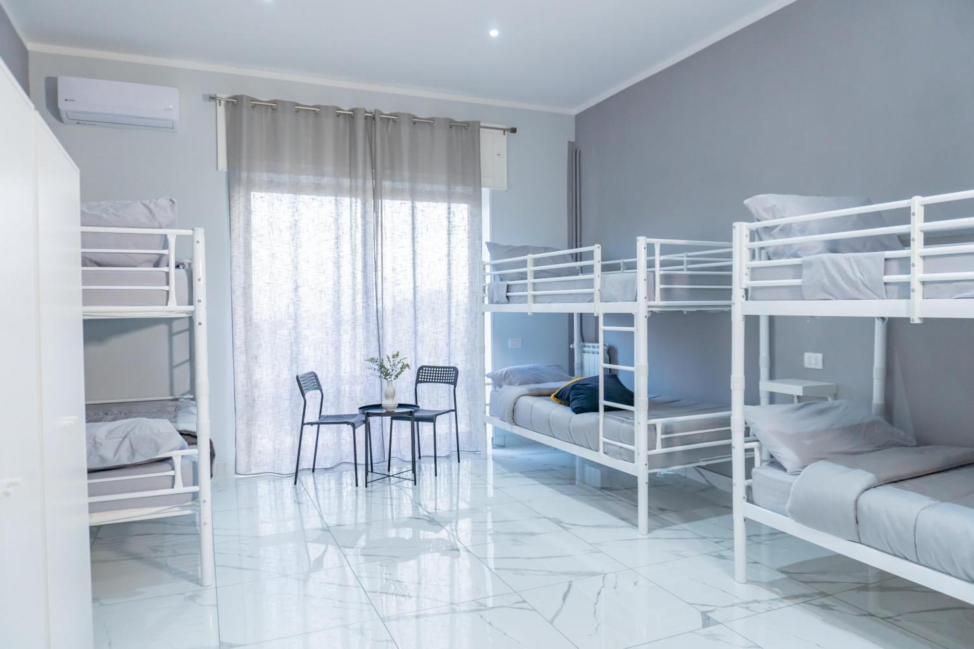Hostel Partenope Naples Extérieur photo