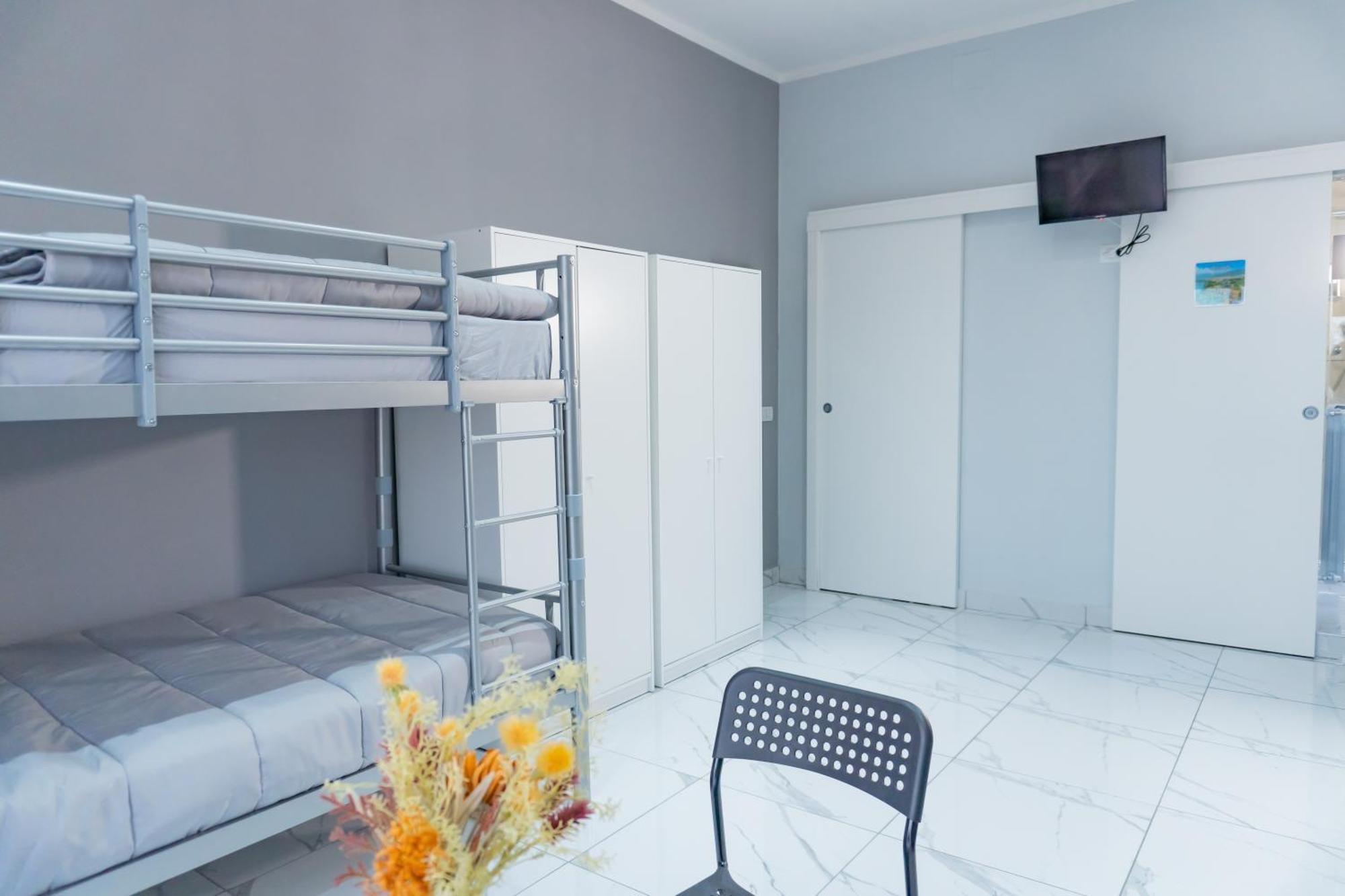 Hostel Partenope Naples Extérieur photo