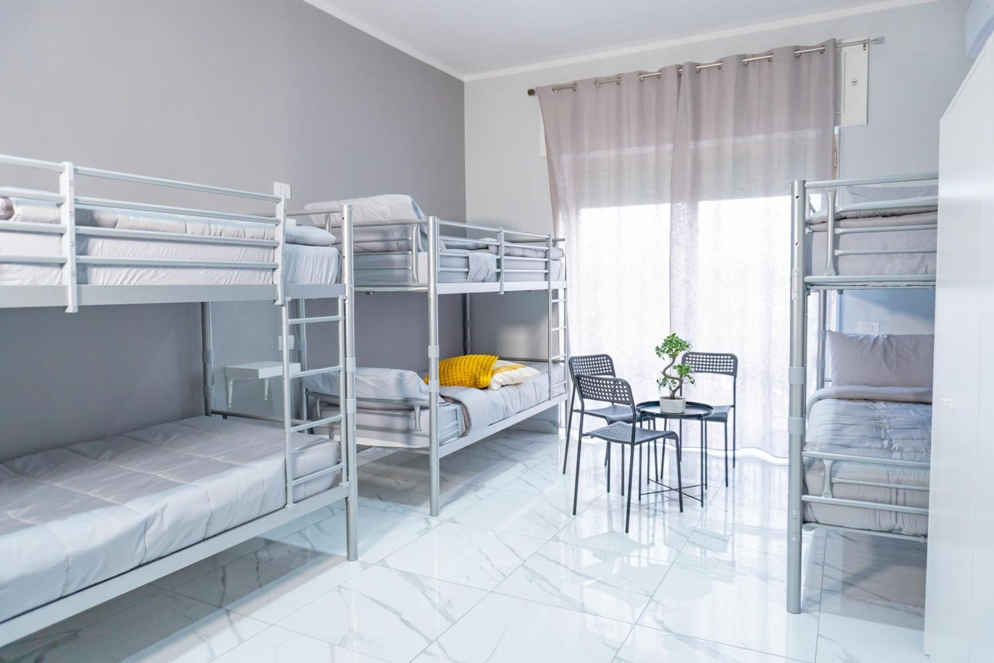 Hostel Partenope Naples Extérieur photo