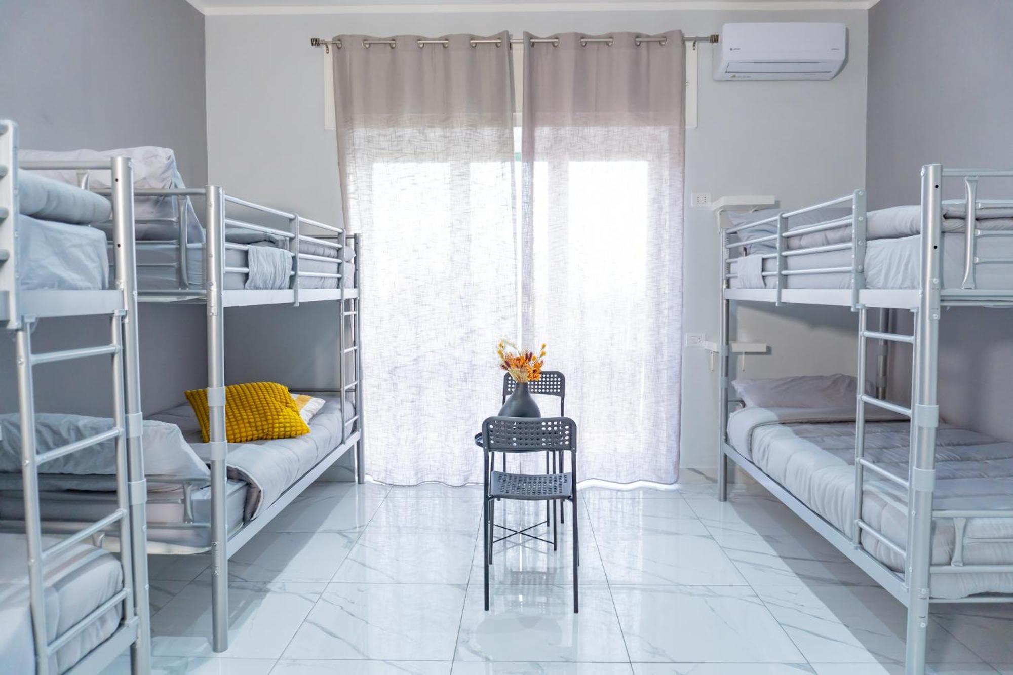 Hostel Partenope Naples Extérieur photo